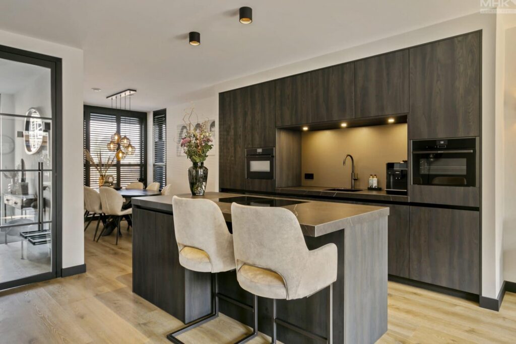 01_KBK_Keuken_Hout_Eiland_Burger-1600×1067
